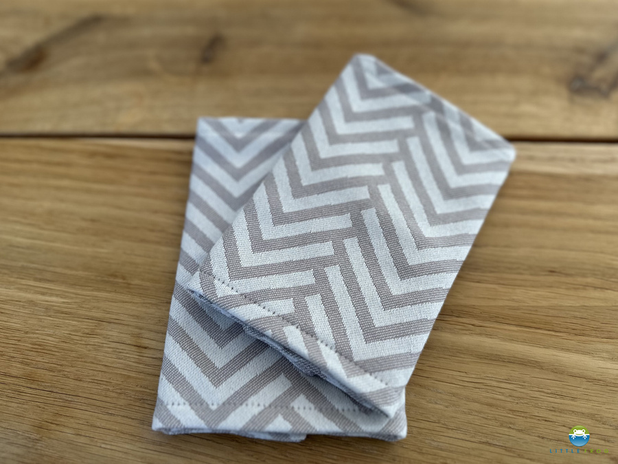 Nakładki na pasy naramienne nosidła Little Frog - Calm Miles